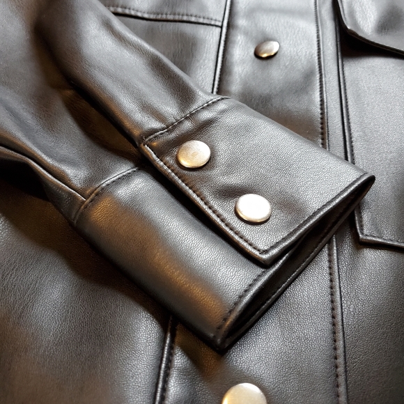 Zara - Oversized Faux Leather Shirt Jacket - Picture 4 of 9
